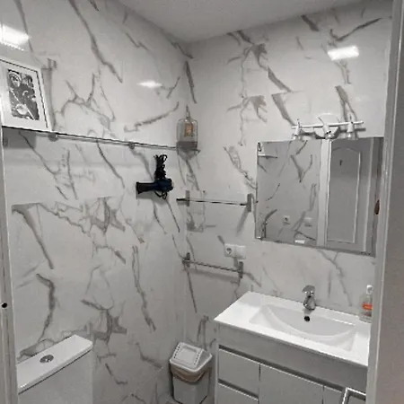 Precioso Dormitorio En El Centro De Torremolinos Buitenkant foto