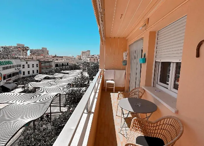 Precioso Dormitorio En El Centro De Torremolinos